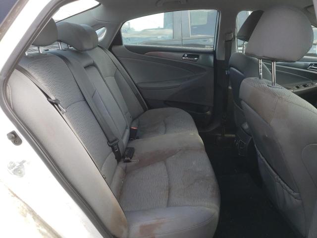 Photo 6 from auction – 2012 HYUNDAI SONATA HYB with VIN KMHEC4A47CA027549