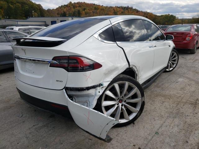 Photo 4 from auction – 2017 TESLA MODEL X with VIN 5YJXCBE28HF043607