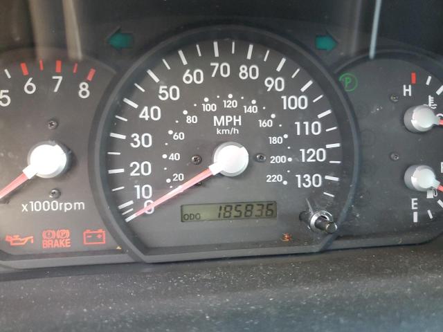 Photo 8 from auction – 2004 KIA SORENTO EX with VIN KNDJD733445323015