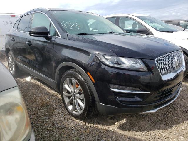 LINCOLN MKC SELECT 2019 with VIN 5LMCJ2C96KUL09265 - Photo from auction