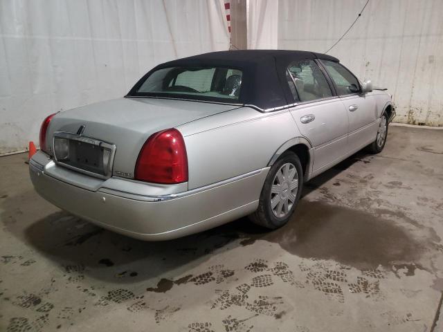 Photo 4 from auction – 2004 LINCOLN TOWN CAR U with VIN 1LNHM83W74Y625567