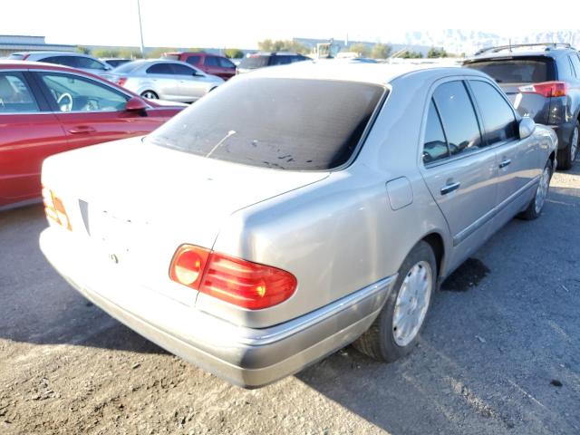 Foto 4 de la subasta – 1997 MERCEDES-BENZ E-320 con VIN WDBJF55F2VA385722