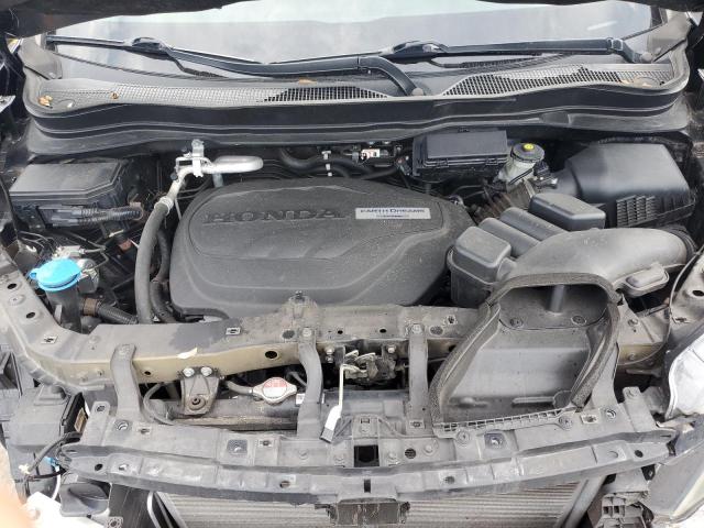 Photo 7 from auction – 2017 HONDA PILOT TOUR with VIN 5FNYF5H92HB011693