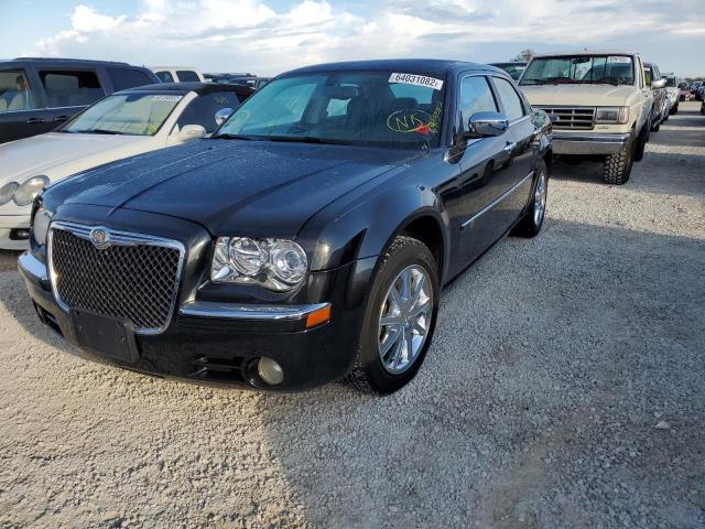 Photo 2 from auction – 2010 CHRYSLER 300C with VIN 2C3CK6CT1AH129107