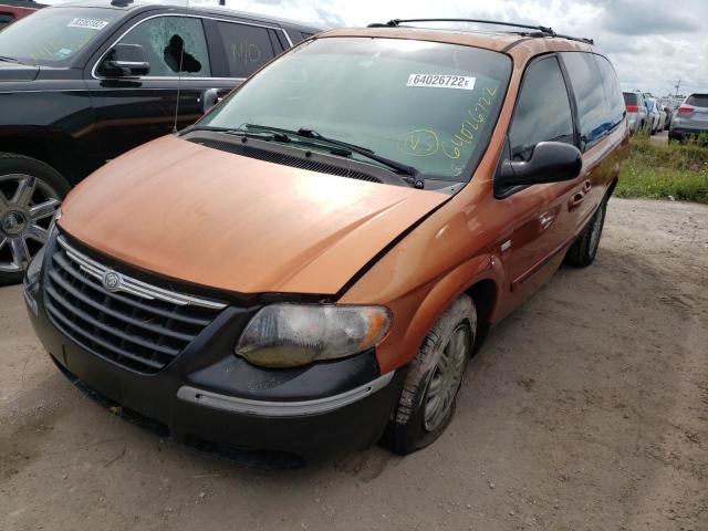 Photo 2 from auction – 2006 CHRYSLER TOWN & COU with VIN 2A4GP54L86R712406