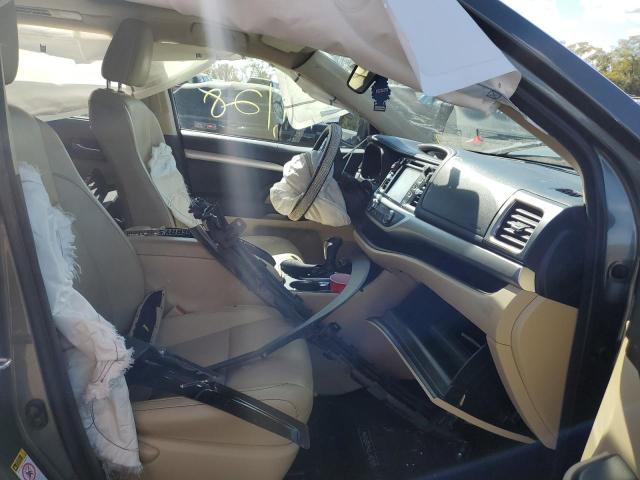 Photo 5 from auction – 2014 TOYOTA HIGHLANDER with VIN 5TDJKRFH0ES033830