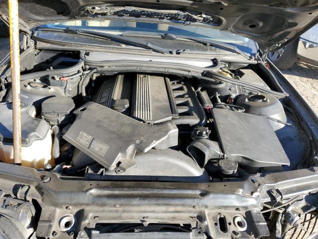 Photo 7 from auction – 2002 BMW 325 I with VIN WBAEV334X2KL77754