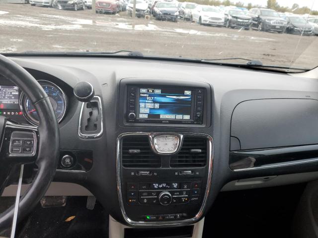 Photo 9 from auction – 2015 CHRYSLER TOWN & COU with VIN 2C4RC1JG7FR676380
