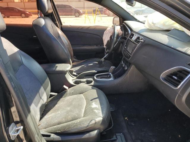 Photo 5 from auction – 2012 CHRYSLER 200 S with VIN 1C3CCBHG5CN327300