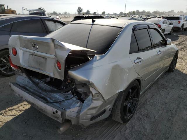 Photo 4 from auction – 2001 LEXUS IS 300 with VIN JTHBD182710025101