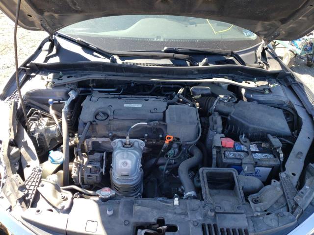 Photo 7 from auction – 2017 HONDA ACCORD EX with VIN 1HGCR2F74HA104985