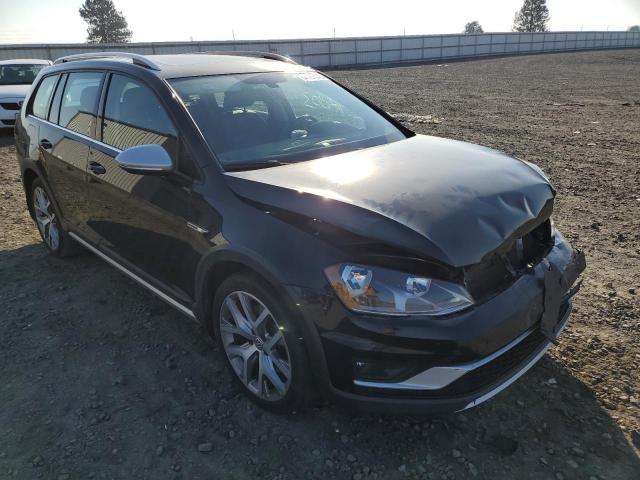 VOLKSWAGEN GOLF ALLTR 2017 with VIN 3VWH17AU4HM531203 - Photo from auction