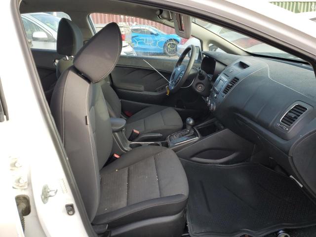 Photo 5 from auction – 2017 KIA FORTE LX with VIN 3KPFL4A72HE018054