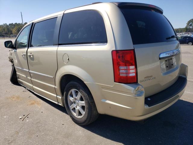 Photo 3 from auction – 2010 CHRYSLER TOWN & COU with VIN 2A4RR5D11AR244013