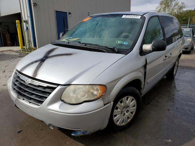 Photo 2 from auction – 2006 CHRYSLER TOWN & COU with VIN 2A4GP44R36R833357