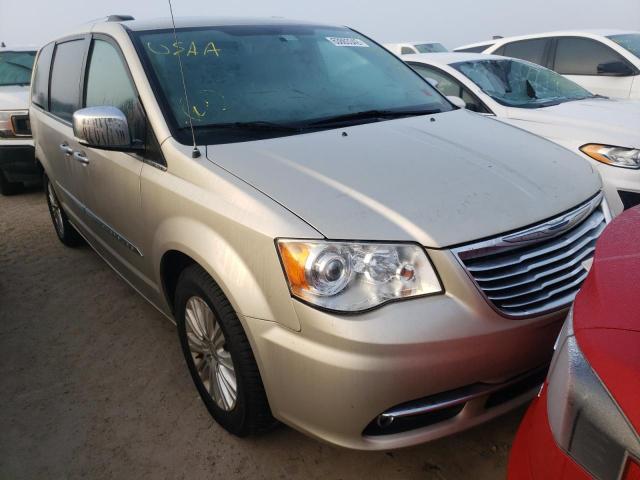 CHRYSLER TOWN & COU 2013 with VIN 2C4RC1GG3DR737194 - Photo from auction