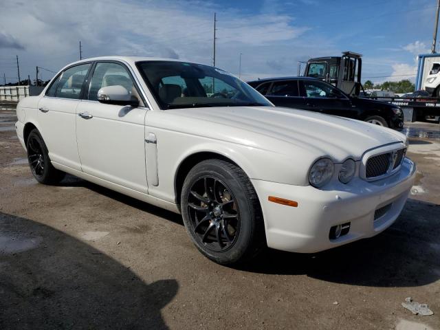 Photo 1 from auction – 2009 JAGUAR XJ8 with VIN SAJWA71B09SH30688