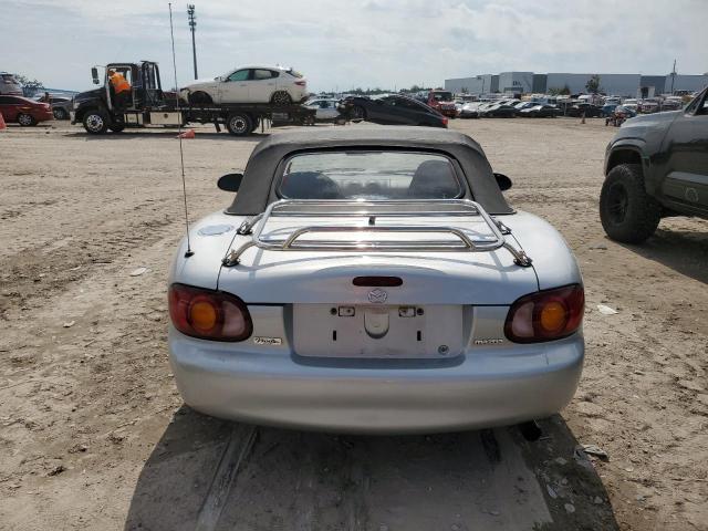 Photo 9 from auction – 1999 MAZDA MX-5 MIATA with VIN JM1NB3536X0113790