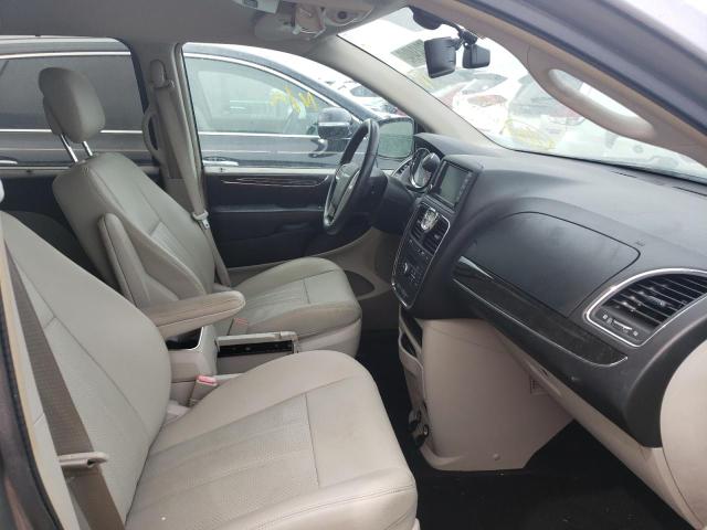 Photo 5 from auction – 2015 CHRYSLER TOWN & COU with VIN 2C4RC1CG6FR582598