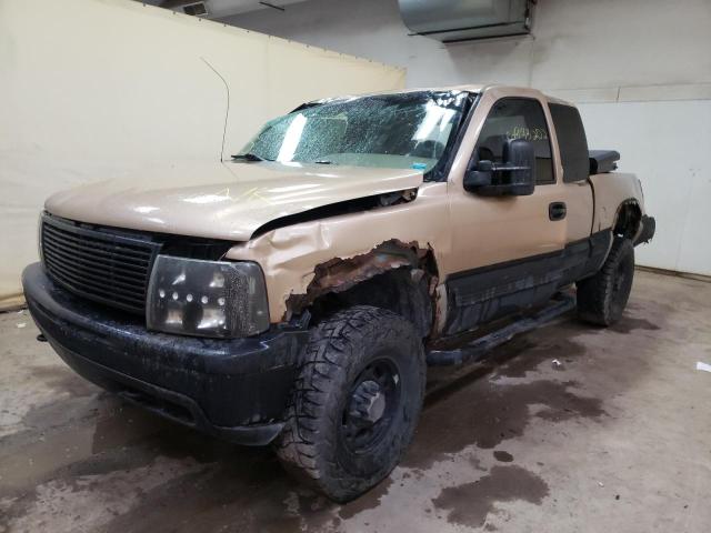 Photo 2 from auction – 2000 CHEVROLET SILVERADO with VIN 1GCGK29U6YE244048