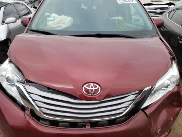 Photo 7 from auction – 2017 TOYOTA SIENNA XLE with VIN 5TDYZ3DC6HS800521