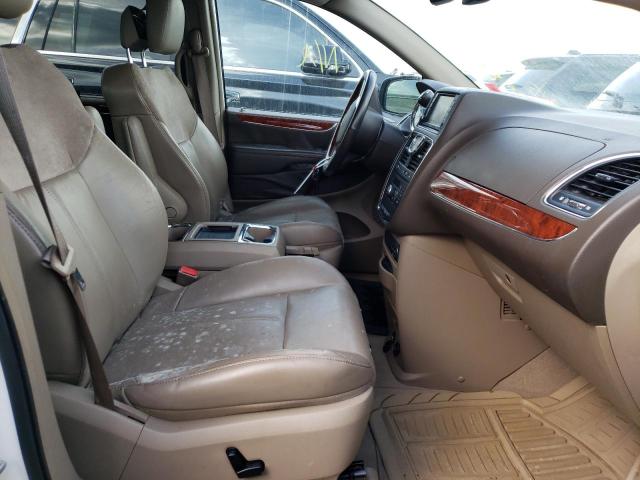 Photo 5 from auction – 2012 CHRYSLER TOWN & COU with VIN 2C4RC1GG0CR135433