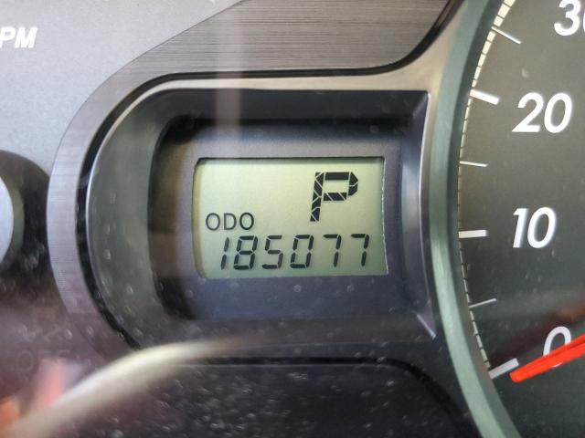 Photo 8 from auction – 2011 TOYOTA SIENNA LE with VIN 5TDKK3DC6BS110883