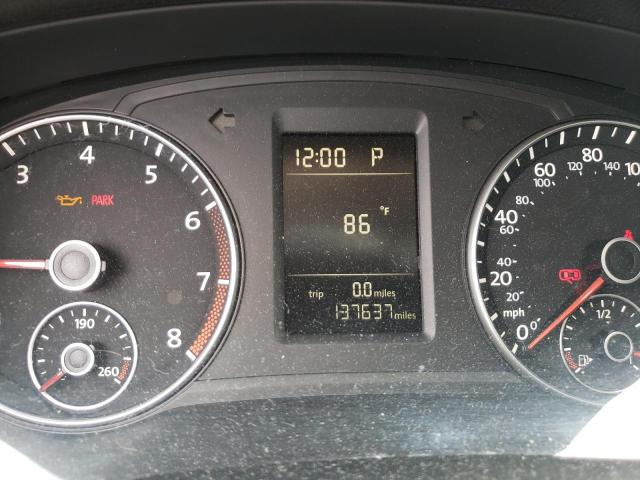 Photo 8 from auction – 2015 VOLKSWAGEN PASSAT S with VIN 1VWAT7A37FC016777