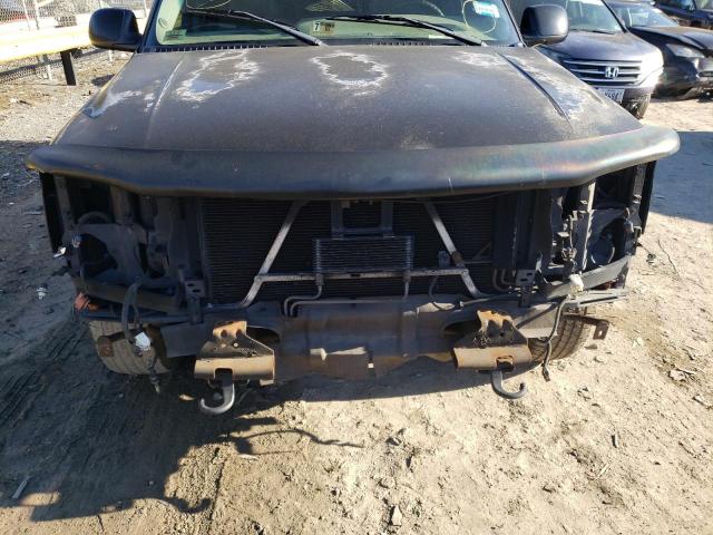 Photo 9 from auction – 2002 GMC DENALI with VIN 1GKEK63U52J124381