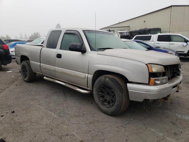 CHEVROLET SILVERADO 2006 with VIN 1GCEC19T76Z152250 - Photo from auction