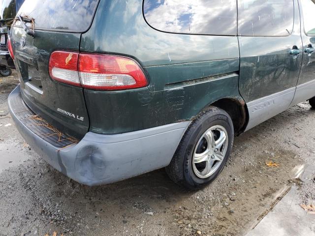 Photo 9 from auction – 2002 TOYOTA SIENNA LE with VIN 4T3ZF13C32U437118