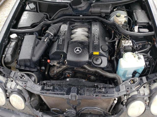 Photo 7 from auction – 2002 MERCEDES-BENZ E 320 with VIN WDBJF65J32B453042