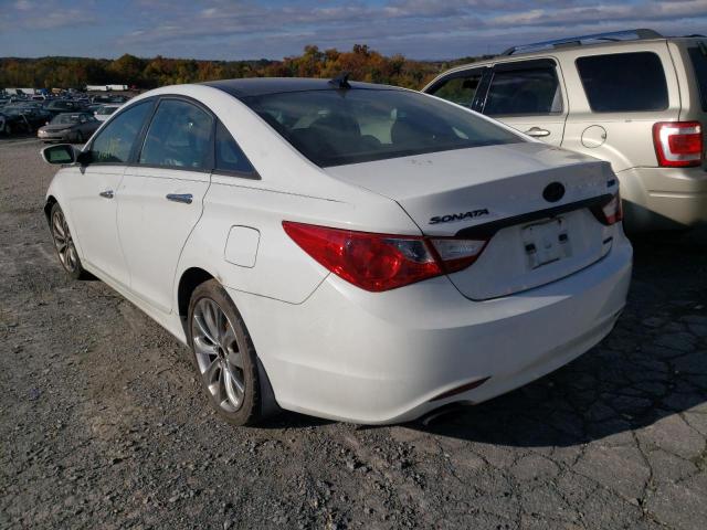 Photo 3 from auction – 2013 HYUNDAI SONATA SE with VIN 5NPEC4AB0DH547654