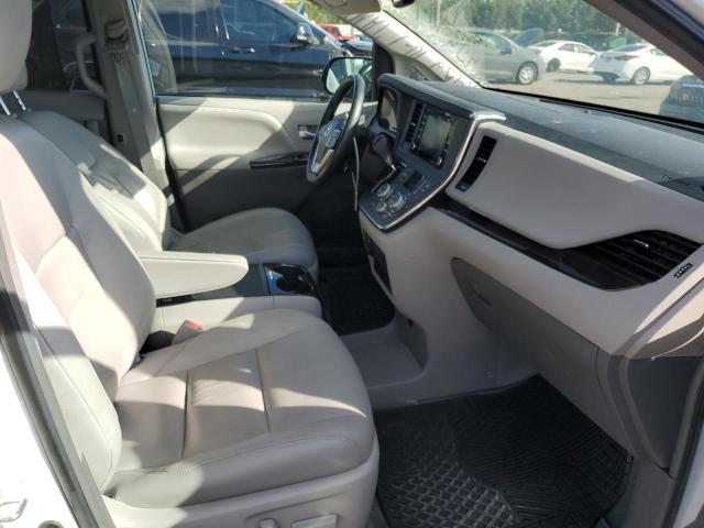 Photo 5 from auction – 2019 TOYOTA SIENNA XLE with VIN 5TDYZ3DC2KS982452