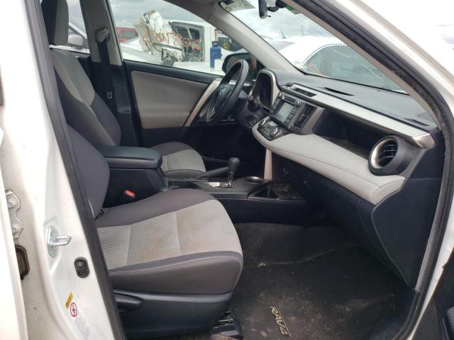 Photo 5 from auction – 2015 TOYOTA RAV4 XLE with VIN JTMWFREV2FD067881