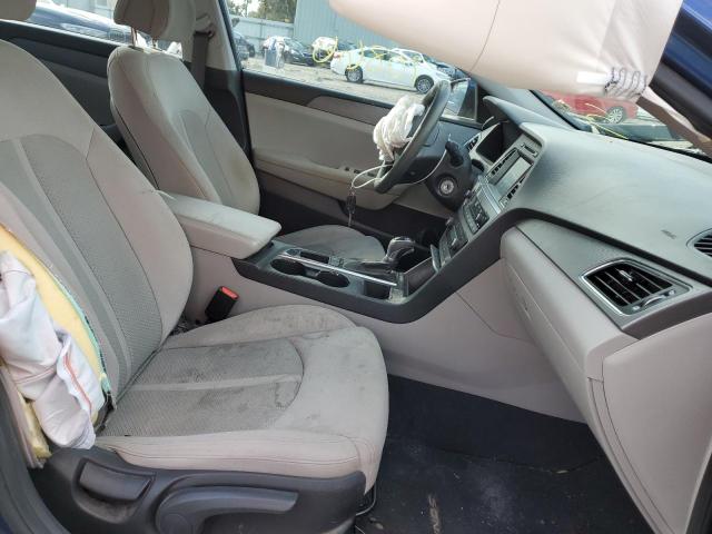 Photo 5 from auction – 2017 HYUNDAI SONATA SE with VIN 5NPE24AF6HH565264