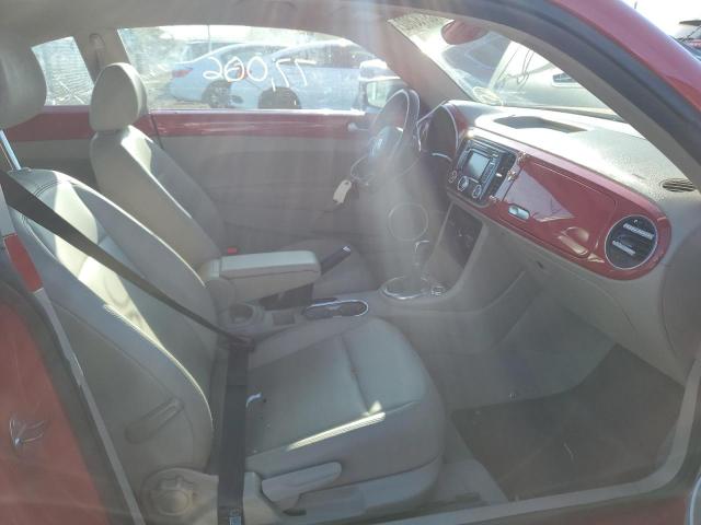 Photo 5 from auction – 2014 VOLKSWAGEN BEETLE with VIN 3VWJ07AT0EM666816