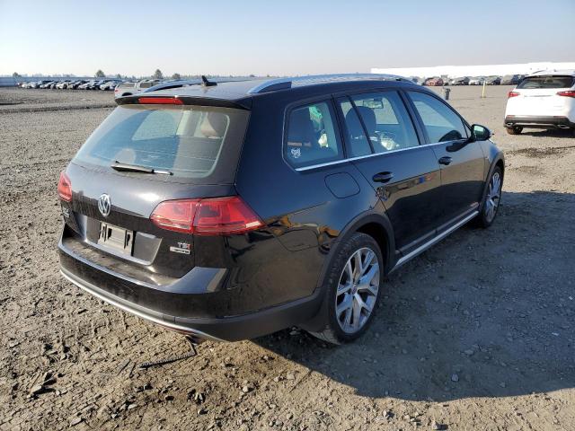 Photo 4 from auction – 2017 VOLKSWAGEN GOLF ALLTR with VIN 3VWH17AU4HM531203