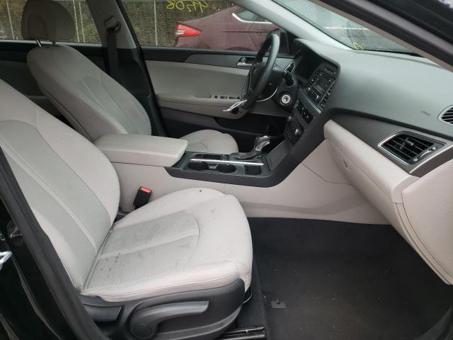 Photo 5 from auction – 2017 HYUNDAI SONATA SE with VIN 5NPE24AF1HH569772