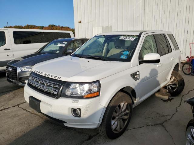 Photo 2 from auction – 2014 LAND ROVER LR2 HSE with VIN SALFR2BG3EH384802