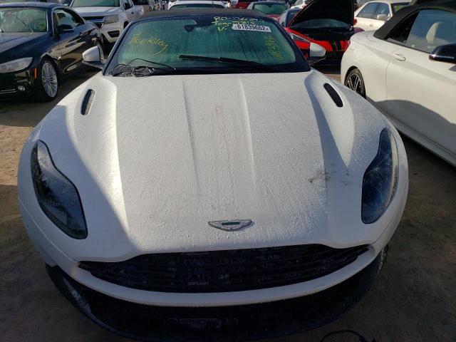 Photo 7 from auction – 2020 ASTON MARTIN DB11 with VIN SCFRMFCWXLGM09523