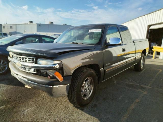 Photo 2 from auction – 2000 CHEVROLET SILVERADO with VIN 2GCEC19T8Y1373190