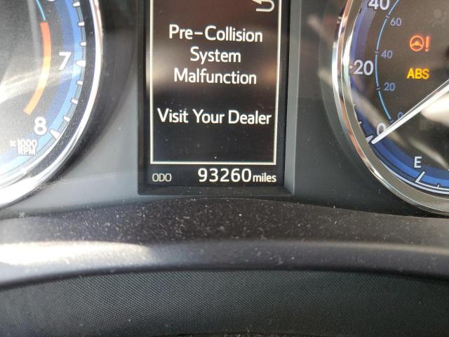 Photo 8 from auction – 2018 TOYOTA COROLLA L with VIN 5YFBURHE7JP825137