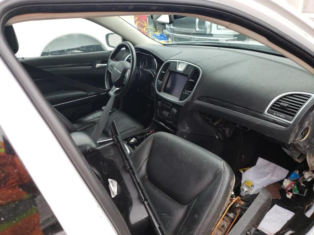 Photo 5 from auction – 2019 CHRYSLER 300 TOURIN with VIN 2C3CCAAG5KH577745