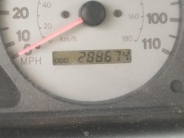 Photo 8 from auction – 2000 TOYOTA COROLLA VE with VIN 1NXBR18E0YZ322674