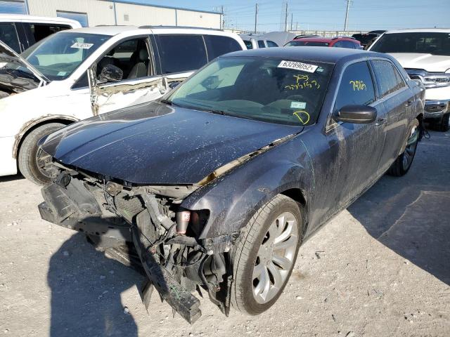 Photo 2 from auction – 2016 CHRYSLER 300 LIMITE with VIN 2C3CCAAGXGH335153