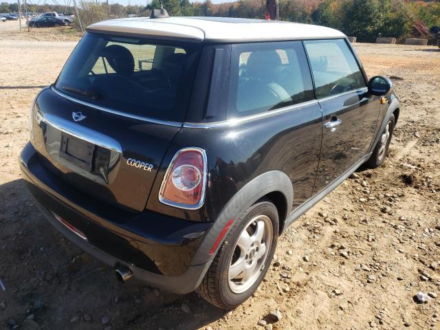 Photo 4 from auction – 2011 MINI COOPER with VIN WMWSU3C55BT092128