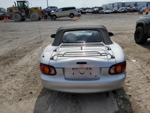 Photo 6 from auction – 1999 MAZDA MX-5 MIATA with VIN JM1NB3536X0113790