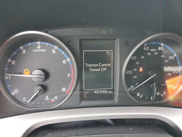 Photo 8 from auction – 2018 TOYOTA RAV4 ADVEN with VIN JTMWFREV0JD133403