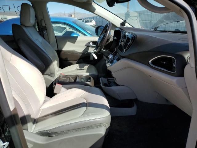 Photo 5 from auction – 2018 CHRYSLER PACIFICA T with VIN 2C4RC1BG7JR130637